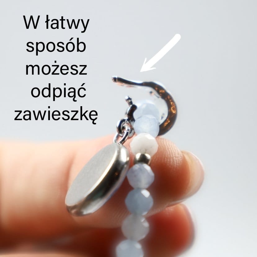 AKWAMARYN Z NIEZAPOMINAJKĄ