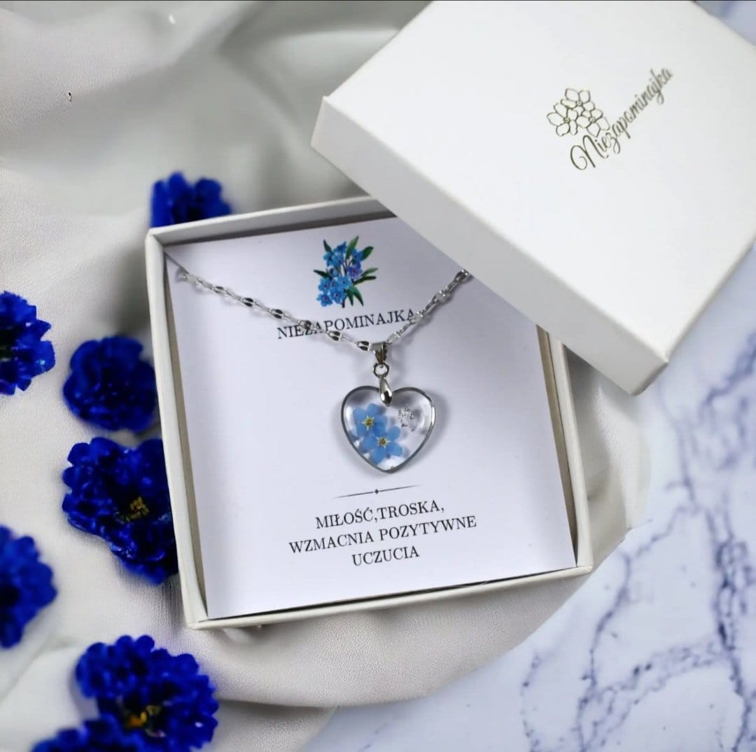 NASZYJNIK SERCE Z NIEZAPOMINAJKĄ