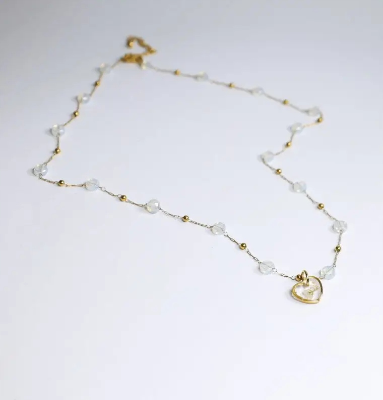 NASZYJNIK OPALIT ZE SMAGLICZKĄ