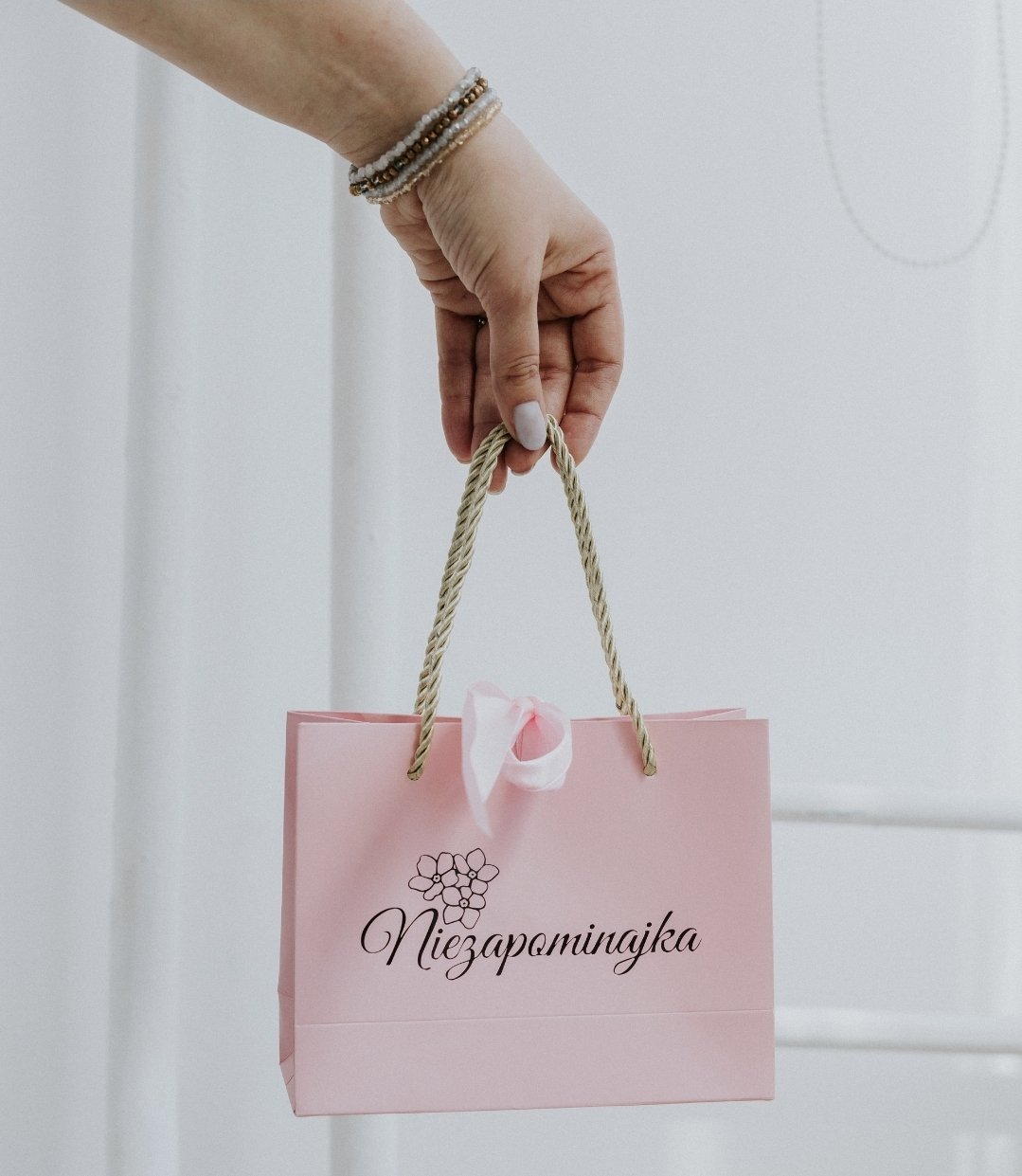 TORBA PREZENTOWA NIEZAPOMINAJKA