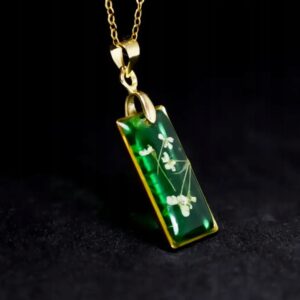 Naszyjnik zielone jabłuszko Dzika Marchew prostokąt