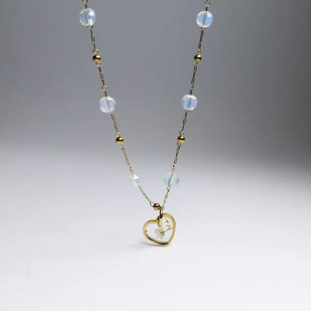 NASZYJNIK OPALIT ZE SMAGLICZKĄ